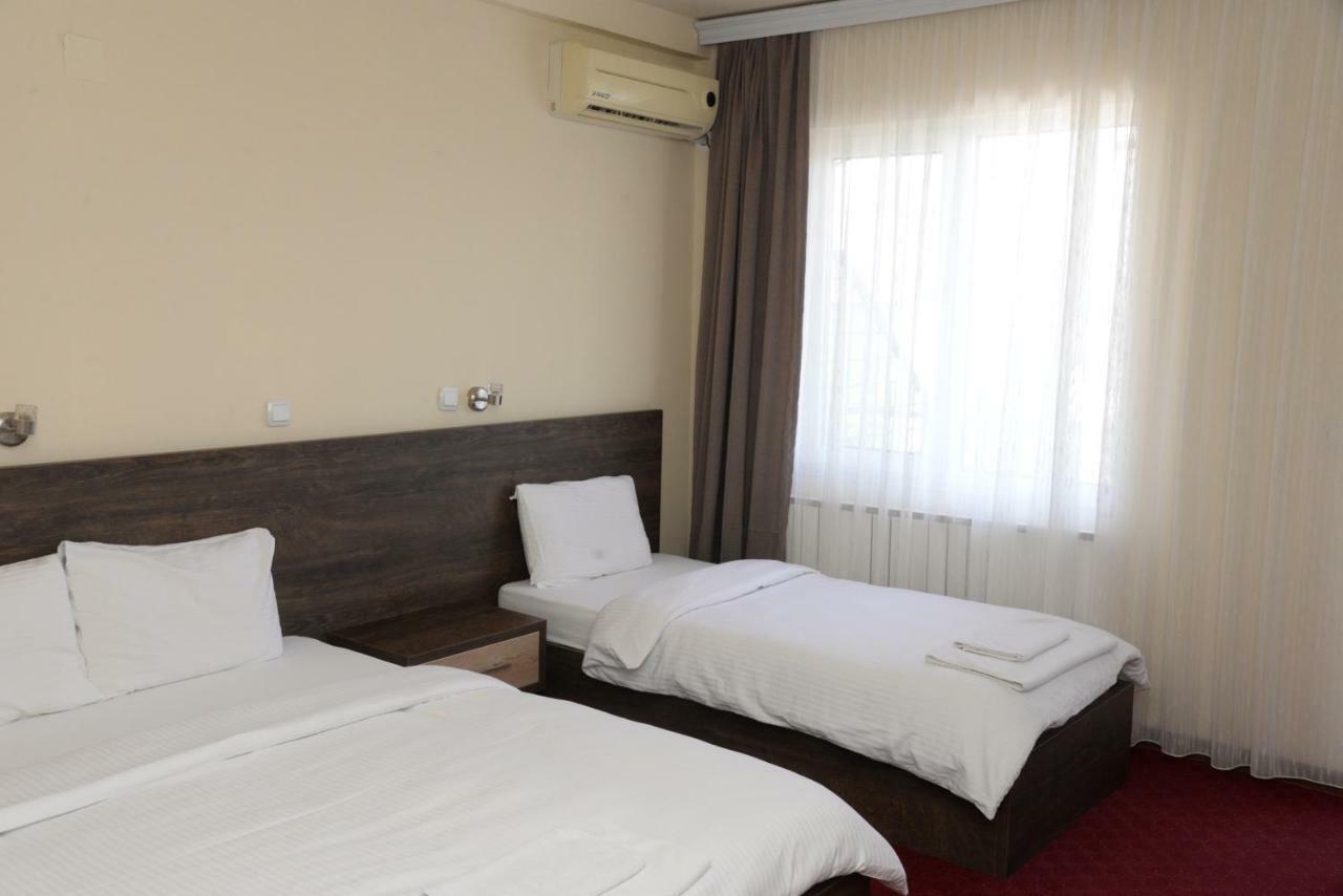 Hotel Istatov Nov Dojran Exterior photo